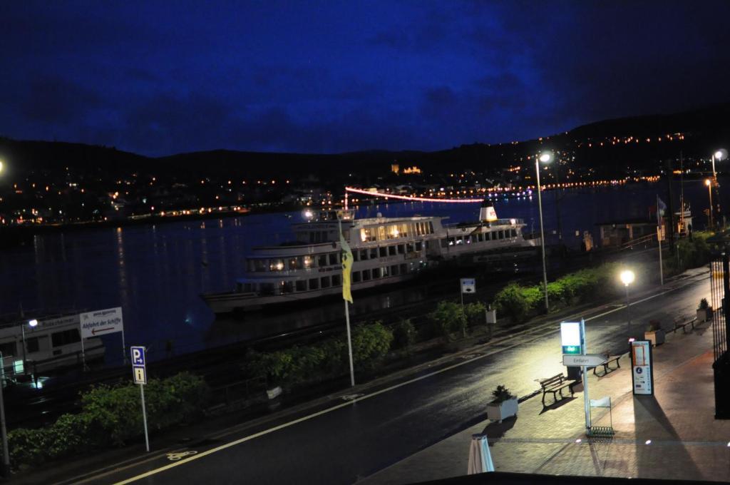 Hotel Krone Ruedesheim Rüdesheim am Rhein Exteriör bild